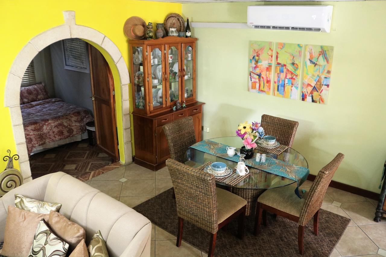 The Illiers Bed & Breakfast Port of Spain ภายนอก รูปภาพ